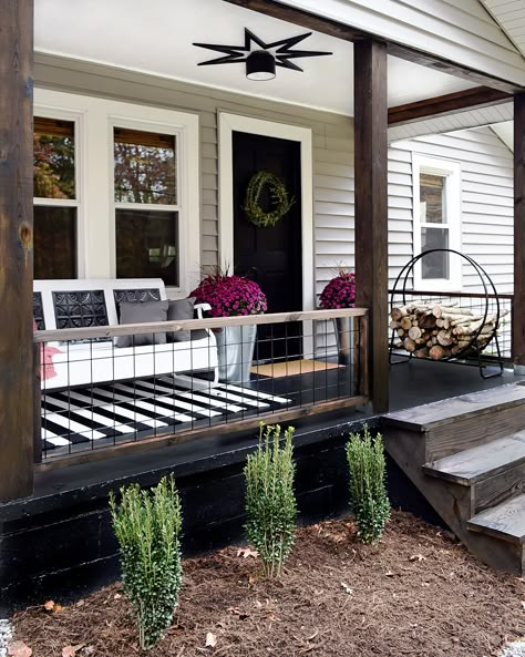 Front Porch Railing Ideas, Porch Railing Ideas, Veranda Design, Front Porch Railings, Front Porch Makeover, Porch Remodel, House Porch, House Front Porch, Concrete Patios