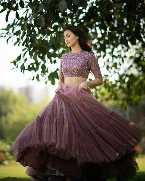 Net Lehenga Designs Latest Bridal, Croptop Lehenga Designs Latest, Ruffle Lehenga Designs, Lehanga Designs Latest For Women, Bollywood Lengha, Lehenga Designs Latest, Lengha Sari, Designer Chaniya Choli, Long Skirt Top Designs