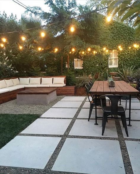 Backyard Entertaining Area, Patio Pavers, Backyard Renovations, Backyard Remodel, Backyard Entertaining, Diy Outdoor Decor, Backyard Inspiration, Backyard Inspo, Paver Patio