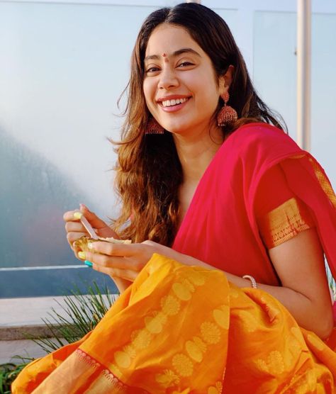 Jahnavi Kapoor, Khushi Kapoor, Jahnvi Kapoor, Janvi Kapoor, Jhanvi Kapoor, Saree Blouse Styles, Happy Onam, Simple Lehenga, Half Saree Lehenga