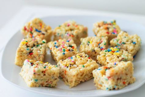 Sallys Baking, Krispie Treats Recipe, Sally's Baking, Rice Krispies Treats, Krispy Treats, Krispies Treats, Rice Krispy, Rice Crispy Treats, Crispy Treats