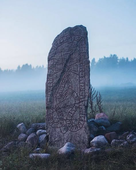 Viking Queen, Viking Aesthetic, Art Viking, Golden Bridge, Ancient Runes, Rune Stones, Standing Stones, Standing Stone, Viking Runes