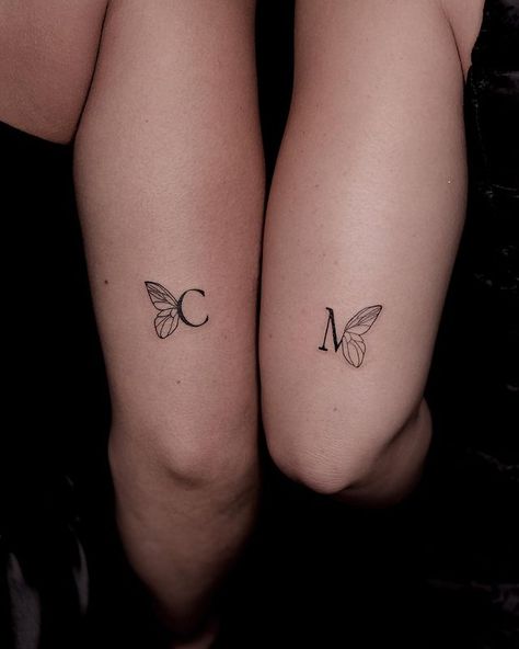 Matching Bff Tattoos, Bestie Tattoos, Cousin Tattoos, Maching Tattoos, Cute Matching Tattoos, Matching Friend Tattoos, Sisters Tattoo, Matching Tats, Small Matching Tattoos