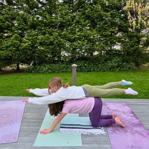 Just flying around practicing a little acro yoga! 🧘🏼‍♀️ 🧘🏻�‍♀️ #flyingyogis #acroyoga #yogagirls #partneryoga #yogaoutside #kidsyoga #peacefulplanetyoga #yogatime #yogafun #yogakids #kidsyogateacher Yoga With Kids, Couples Yoga Poses, Kid Yoga Lesson Plans, Planet Kids, Kid Yoga, Kids Yoga Classes, Yoga Lesson Plans, Family Yoga, Planet For Kids