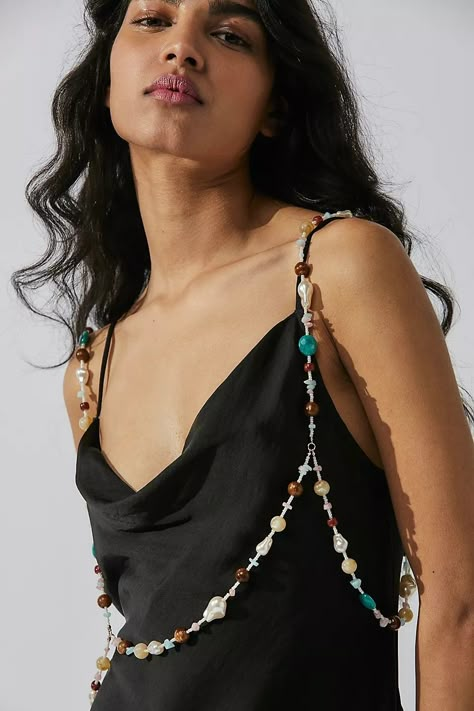 Diy Beaded Body Chain, Bead Body Jewelry, Beaded Body Jewelry, Beaded Body Chain, Easy Diy Fashion, 2023 Accessories, Cork Footbed Sandals, Faberge Jewelry, Body Necklace