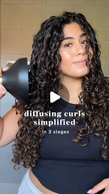 12K likes, 47 comments - curlswithkeish on October 29, 2023: "an easy routine to diffuse your curls 🩷 I always alwayyyys get questions on diffusing curls and I know sometimes it can seem like so many...". Using Diffuser On Curly Hair, Curls With Diffuser, How To Diffuse Your Hair, Diffuse Hair Curls, Curly Hair Drying Techniques, How To Diffuse Curly Hair Without Frizz, Defuse Hair Curls, How To Diffuse Hair Without A Diffuser, How To Dry Curly Hair Without A Diffuser