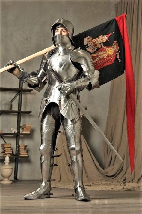 Gothic Warrior, Battle Warrior, Gothic Suit, Medieval Warriors, Suit Of Armour, Armor Medieval, Armor Suit, Costume Armour, Century Armor