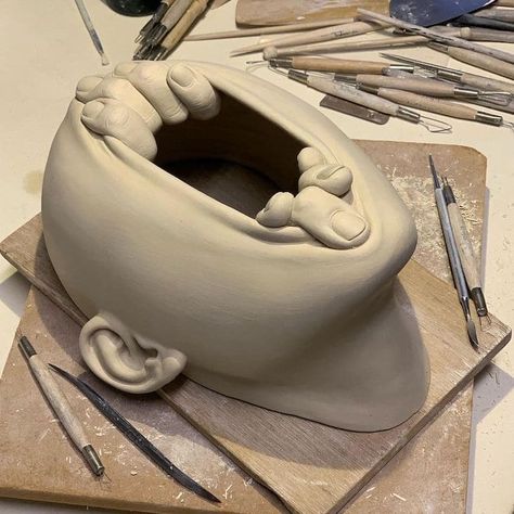 Johnson Tsang, Clay Bowls, Sculpture Art Clay, Sculptures Céramiques, Tanah Liat, Keramik Design, Ceramics Pottery Art, Clay Art Projects, Ap Art