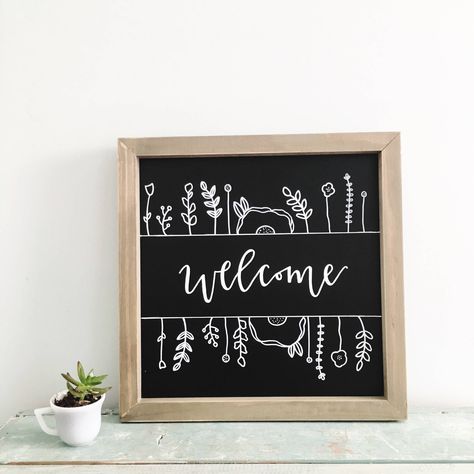 Welcome Sign Chalkboard, Black Board Decoration, Chalkboard Welcome Sign, Chalkboard Welcome, Welcome Home Art, Chalkboard Art Quotes, Chalkboard Doodles, Blackboard Art, Kitchen Chalkboard