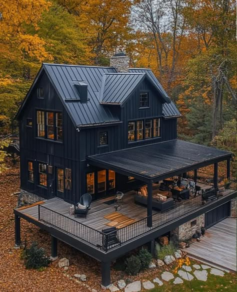 Cozy Mountain Home Exterior, Metal Home Kits, Barndo Ideas, Cottage Floor Plans, Barn Style House Plans, Metal House, Barn Style House, Modern Cabin, Pole Barn