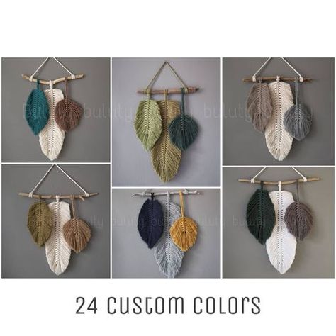 Buluty (@bulutyshop) • Instagram photos and videos Mini Macrame Wall Hanging, Driftwood Wall Hanging, Macrame Feather Wall Hanging, Pola Macrame, Macrame Leaf, Macrame Designs, Macrame Crafts, Macrame Wall Hanger, Macrame Feathers