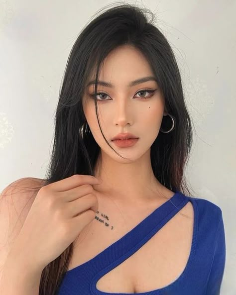 Korean Woman Aesthetic, Asian Baddie Aesthetic, Vietnamese Makeup, Asian Baddie Makeup, Thai Makeup, Makeup Asia, Cute Makeup Looks, Korean Entertainment, Asian Makeup