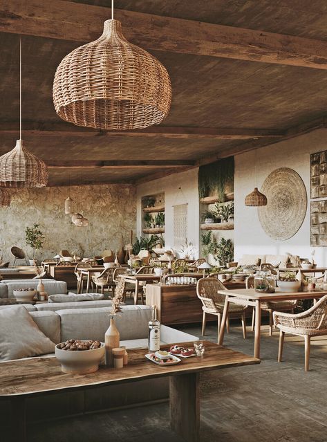 Cafe Rustic Interior, Rustic Restaurant Interior, Boho Restaurant, Beach Restaurant Design, Modern Restaurant Design, Casa Cook, Outdoor Restaurant Design, Cozy Restaurant, Decoration Restaurant