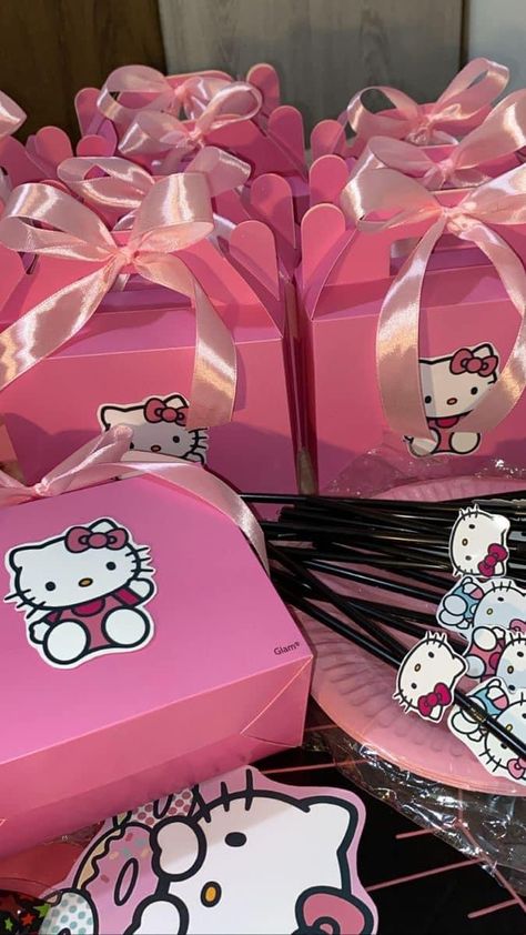 Hello Kitty 12 Birthday, Hello Kitty 16th Birthday Party Ideas, Hello Kitty 30th Birthday, Hello Kitty 3rd Birthday Party, Hello Kitty 1st Birthday Party Ideas, Hello Kitty Quinceanera Theme, Sanrio Quinceanera, Hello Kitty Goodie Bags, Hello Kitty First Birthday Party Ideas