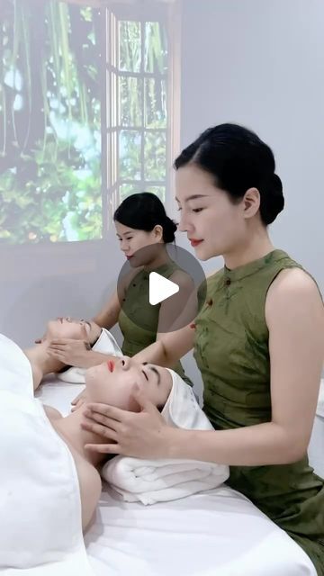 Facial Techniques, Facial Massage Techniques, Tighten Facial Skin, Acupressure Points, Massage Techniques, Facial Massage, Acupressure, Facial Skin, Massage