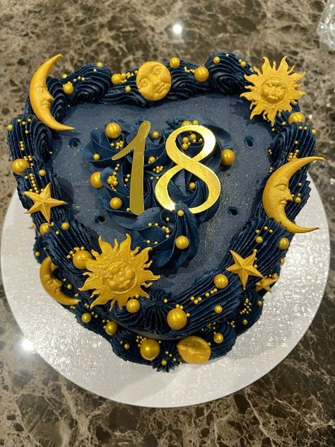 Sun Moon Stars Birthday Theme, Moon And Sun Birthday Party, Space Bday Cake, Moon And Sun Party, Astronomy Birthday Cake, Saturn Birthday Cake, Sun And Moon Birthday Party Theme, Astrology Themed Birthday Party, Dark Blue And Gold Cake