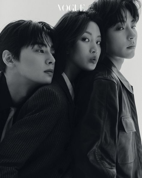 Cha Eun Woo, Moon Ga Young, & Hwang In Yeop talk about becoming their 'True Beauty' characters in 'Vogue' | allkpop True Buty Kdrama, Images Hello Kitty, Moon Ga Young, Bts Predebut, Cha Eun Woo Astro, Jung So Min, Beauty Photoshoot, Beauty Wallpaper, Korean Drama Best