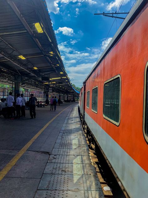 Udaipur Railway Station, Kota Rajasthan Snap, Ac Train Snap, Travel Train Aesthetic, Photo In Train, Bangalore Railway Station, Railway Station Snap, Train Pictures Aesthetic, Train Photo Ideas