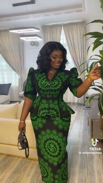 Skirt And Blouse Ankara Peplum Tops, Ankara Blouse And Skirt, Peplum Skirt And Blouse, Peplum Top With Skirt, Lace Skirt And Blouse Styles, Ankara Bubu Gown Styles, Skirt And Blouse Ankara, Shirt Over Dress, Wigs Hairstyle