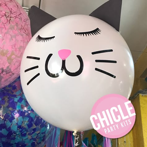 Cat Balloon Decorations, Paper Straws Crafts, Balloon Cat, Cat Balloon, Cat Balloons, Thanksgiving Kindergarten, Giant Balloon, Kitten Party, Straw Crafts