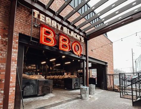 Bbq Pit Restaurant, Small Bbq Restaurant Design, Bbq Restaurant Exterior Design, Texas Bbq Restaurant, Barbeque Restaurant Design, Barbecue Restaurant Design, Texas Bbq Restaurant Design, Terry Blacks Bbq, Grill Restaurant Design