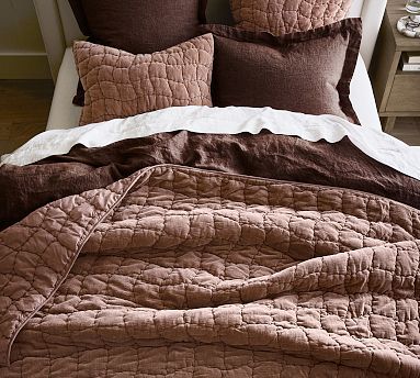 Moody Bedroom Comforter, Dark Rose Bedding, Earthy Teal Bedroom, Pottery Barn Quilt Bedding, Guest Bedroom Bedding Cozy, Pottery Barn Velvet Bedding, Layered Cozy Bedding, Copper Bedding Bedroom, Cozy Bed Linens