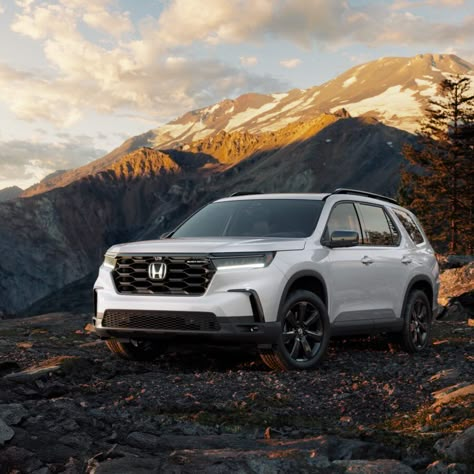 2025 Honda Pilot: New Black Edition, Trim Level Overview, Safety Features & Starting MSRP Honda Pilot Aesthetic, Honda Pilot 2024, Best Suv Cars, Black Honda, Eight Passengers, Back House, Family Suv, Best Suv, Honda Passport