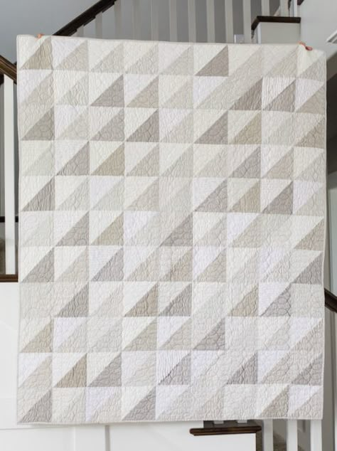 Modern gray and white neutrals quilt - Diary of a Quilter - a quilt blog Neutral Quilts, Low Volume Quilts, Colchas Quilting, Low Volume Quilt, Diary Of A Quilter, Hst Quilts, Neutral Quilt, Black And White Quilts, Two Color Quilts