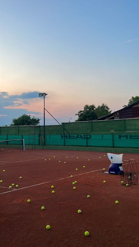 Clay Tennis Court Aesthetic, Pro Tennis Player Aesthetic, Rounders Aesthetic, Tennis Coach Aesthetic, Tennis Asethic, Tennis Vibes Aesthetic, Tenis Court Aesthetic, Pro Tennis Aesthetic, Tennis Clay Court