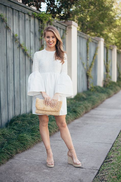 Wedge Sandals Outfit, Lonestar Southern, Girl Avatar, Casual Chic Spring, Perfect Legs, Short And Sweet, Pretty Dress, Little White Dresses, Slingback Heel