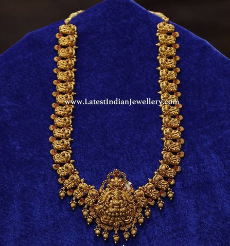 Long Haram Gold Jewellery Designs, Long Haram Gold, Gold Haram, Latest Indian Jewellery, Haram Designs, Bridal Jewellery Inspiration, Indian Wedding Jewelry Sets, Gold Temple Jewellery, Bridal Necklace Designs