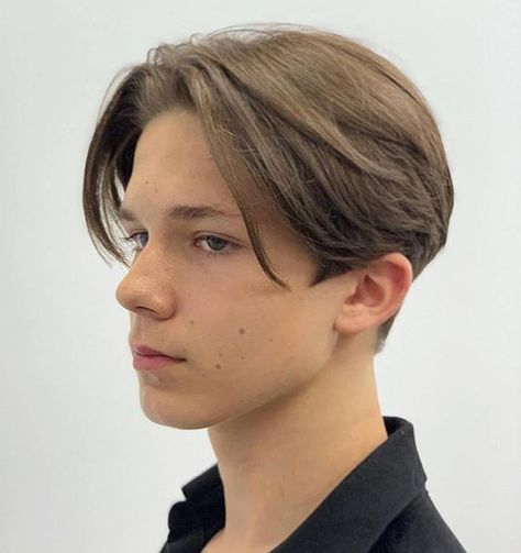 The Curtain Haircut, Curtains Haircut, Middle Part #classichaircut #menshairstyles #menshair #menshaircuts #menshaircutideas #menshairstylet #curtainhairstyles Curtain Haircut, Boy Haircuts Long, Middle Part Hairstyles, Corte De Cabelo Masculino, Fluffy Hair, Middle Part, Boys Haircuts, Popular Hairstyles