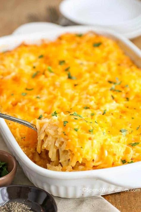 Easy Hash Brown Casserole, Hamburger Hashbrown Casserole, Hamburger Hashbrown, Copycat Cracker Barrel Hashbrown Casserole, Copycat Cracker Barrel Hashbrown, Sausage And Potatoes Skillet, Cracker Barrel Hashbrown, Easy Hashbrowns, Recipes With Potatoes