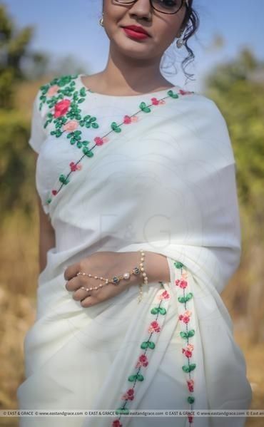 Sari Embroidery, Saree Blouses Online, Trendy Embroidery, Saree Blouse Neck Designs, Chiffon Ribbon, Saree Embroidery Design, Sari Blouse Designs, Saree Embroidery, Indian Saree Blouses Designs