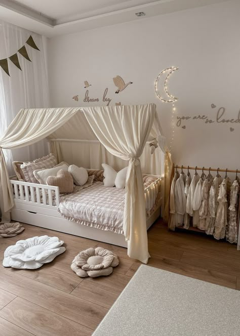 House Bed Girls Room, Modern Toddler Room, Muslin Curtains, Toddler Bedroom Ideas, Toddler Bedroom Girl, Toddler Girl Room, Toddler Room Decor, Kids Bedroom Inspiration, Baby Room Inspiration