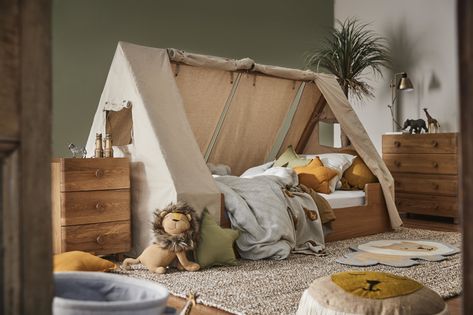 Freedom launch cute and classy kids' range mums love - The Interiors Addict When I was little I would have loved this tent bed - perfect for a safari themed room! #nursery #kidsroom #interiordecor Hideout Bed, Safari Bedroom, Cool Bedrooms For Boys, Safari Room, Design Ložnic, Tent Bed, Freedom Furniture, Tee Pee, Jungle Room