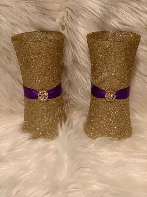 Wedding Theme Flowers, Rustic Purple Wedding, Table Centerpiece Wedding, Purple And Gold Wedding, Ivory Candles, Gold Centerpieces, Gold Bridal Showers, Centerpiece Wedding, Silver Bling