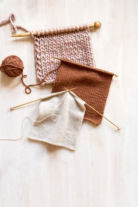 Knit Stitches For Beginners, Types Of Knitting, Stitch Fit, Irish Cottage, Knitting Aesthetic, Pola Sulam, Purl Stitch, Knitting Supplies, 자수 디자인