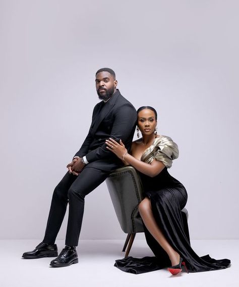 Engagement Studio Photo, Engagement Photo Shoot Poses, Pre Wedding Photoshoot Outfit, Couple Fashion, Pre Wedding Shoot Ideas, Engagement Pictures Poses, Pre Wedding Poses, Anniversary Photoshoot, Wedding Picture Poses