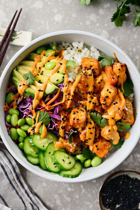 Crispy Salmon Bowls With Bang Bang Sauce, Clean Eating Salmon Bowls, Crispy Bang Bang Salmon Bowl, Salmon Bites Rice Bowl, Salmon Yum Yum Bowl, Salmon Bowl With Kimchi, Healthy Dinner Recipes Salmon Bowl, Thai Salmon Soup, Salmon Bowl Low Calorie