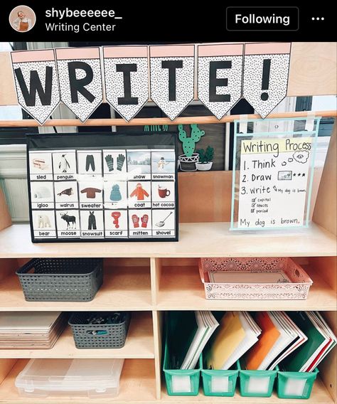 Classroom Writing Center, Preschool Prep, Dream Classroom, Classroom Makeover, Future Job, 3rd Grade Reading, Teaching First Grade, 2nd Grade Classroom, Teaching Inspiration