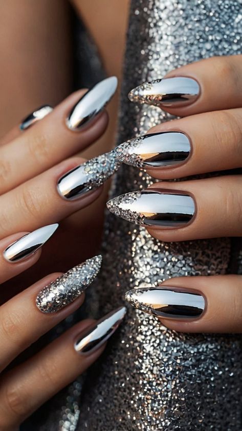 Mexico Nails, Black Silver Nails, Prom Nail Designs, Prom Nails Silver, Nye Nails, Silver Nail Designs, Nail Glam, Prom Nail, Chrome Nails Designs