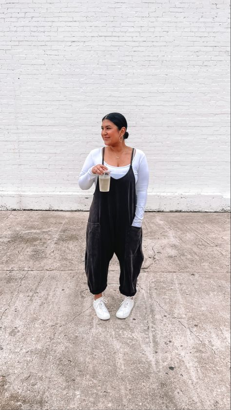 Long Romper Outfit Casual, Black Free People Jumpsuit, Free People Jumpsuit Outfit Black, Oversized Romper Outfit, Baggy Romper Outfit, Onesie Outfit Women Street Styles, Comfy Romper Outfit, Freepeople Jumpsuit Outfit, Free People Jumpsuit Outfit Winter