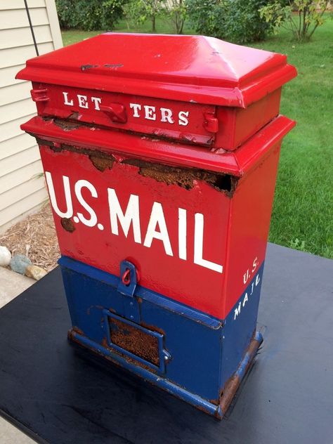 PERFECTLY SHABBY ANTIQUE VINTAGE 1909 U.S. POSTAL SERVICE METAL LETTER MAIL BOX #USMAIL Letters Mail, Old Mailbox, Fire Hydrants, Old Tech, Post Boxes, Going Postal, Mail Boxes, Music Box Vintage, Metal Letter