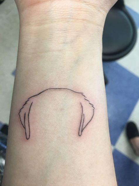 Great tattoo to remember your dog. Lab ears outline Lab Dog Ear Tattoo, Dog Memorial Tattoos Black Lab, Lab Dog Tattoo Ideas, Black Lab Ears Tattoo, Lab Ear Outline Tattoo, Lab Head Outline Tattoo, Black Lab Memorial Tattoo, Black Lab Tattoo Ideas, Black Lab Outline Tattoo