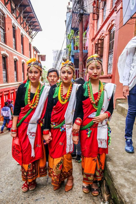 Photos And Postcards From Nepal... Chitwan, Kathmandu, Bhaktapur, Panauti, Pokhara, Tansen, Palpa, Lumbini (12) Nepali Dress, Diary Photography, Nepal People, Nepal Food, Nepal Culture, Travel Nepal, Backpacking Asia, Landlocked Country, Nepal Travel