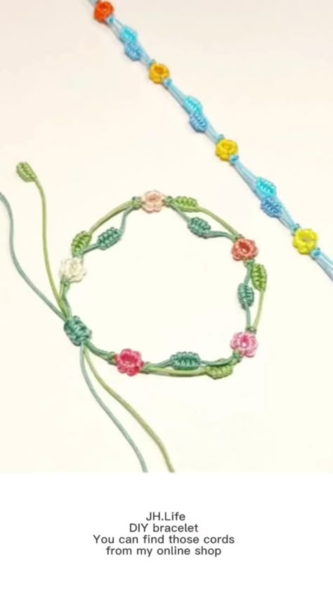 Chinese Cord Bracelets Tutorials, Chinese Bracelet Diy, Chinese Knot Bracelet Tutorial, Simple String Bracelets, Knotted Bracelet Patterns, Knot Bracelet With Beads, Chinese Knot Tutorial, Knots For Bracelets, Chinese Knot Bracelet