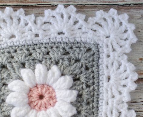 Puff Daisy Afghan - Crochet 365 Knit Too Blanket Borders, Crochet Baby Afghan, Daisy Granny Square, Baby Afghan Patterns, Afghan Crochet Pattern, Baby Afghan Crochet Patterns, Crochet Phone Cases, Crochet Edgings, Crochet Hook Size