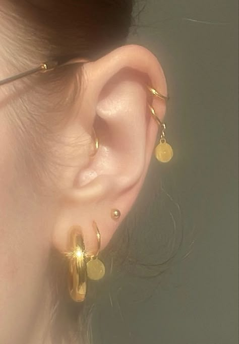 Earrings Aesthetic Piercing, Double Helix And Daith Piercing, Helix Earrings Gold, Double Helix Styling, Earrings Helix Ear, Daith And Double Helix Piercing, Double Helix Piercing Jewelry, Daith Piercing Styling, Ear Decoration Piercings