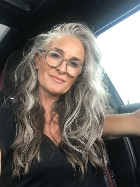 28 Elegant Hairstyles For Women Above 50 To try In 2020 Grey Hair And Glasses, Hair And Glasses, Grey Hair Wig, Long White Hair, Gorgeous Gray Hair, Grey Hair Inspiration, Beautiful Gray Hair, Hair Gray, Natural Gray Hair